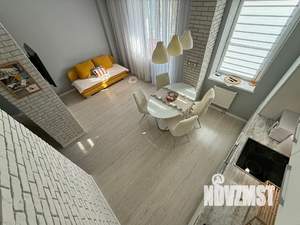 Студия квартира, посуточно, 35м2, 1/5 этаж