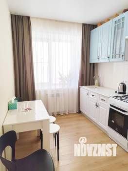 1-к квартира, посуточно, 37м2, 3/6 этаж