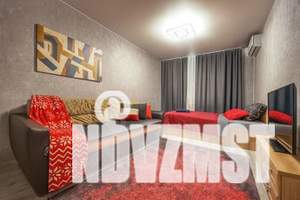 1-к квартира, посуточно, 40м2, 1/9 этаж