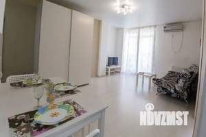 1-к квартира, посуточно, 42м2, 7/10 этаж