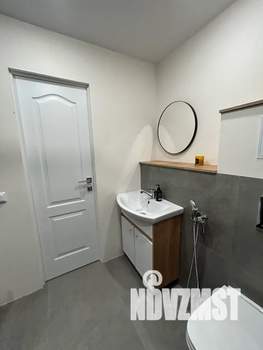 Студия квартира, посуточно, 40м2, 20/20 этаж