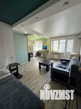 Студия квартира, посуточно, 30м2, 4/5 этаж