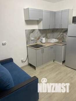 1-к квартира, посуточно, 38м2, 7/9 этаж