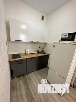 1-к квартира, посуточно, 40м2, 11/16 этаж
