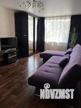 1-к квартира, посуточно, 41м2, 2/10 этаж