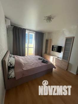 1-к квартира, посуточно, 45м2, 5/9 этаж