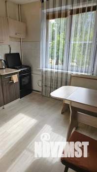 1-к квартира, посуточно, 34м2, 1/9 этаж