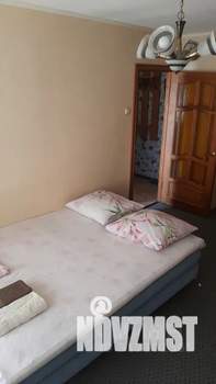 2-к квартира, посуточно, 47м2, 3/5 этаж