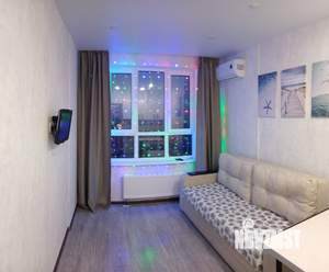 Студия квартира, посуточно, 22м2, 18/21 этаж