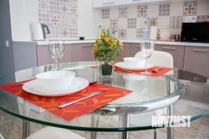 Студия квартира, посуточно, 40м2, 15/18 этаж