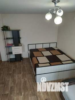 Студия квартира, посуточно, 30м2, 4/5 этаж