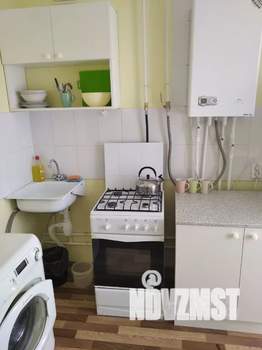 1-к квартира, посуточно, 40м2, 3/3 этаж