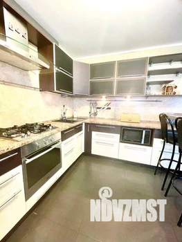 1-к квартира, посуточно, 65м2, 1/1 этаж