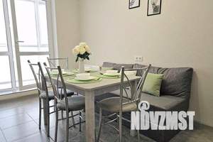 1-к квартира, посуточно, 40м2, 9/18 этаж