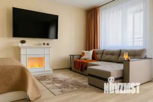 Студия квартира, посуточно, 40м2, 1/9 этаж