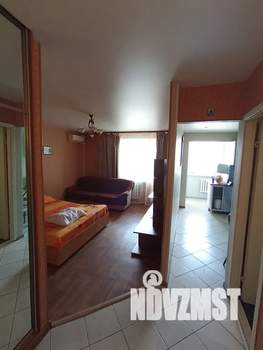 1-к квартира, посуточно, 36м2, 8/10 этаж