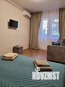 1-к квартира, посуточно, 35м2, 1/9 этаж