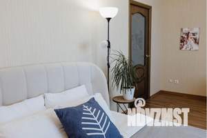 1-к квартира, посуточно, 60м2, 16/17 этаж