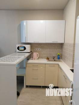 Студия квартира, посуточно, 28м2, 2/19 этаж