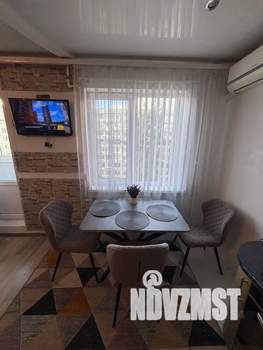 Студия квартира, посуточно, 36м2, 7/9 этаж