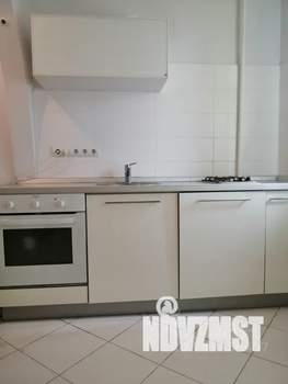 1-к квартира, посуточно, 44м2, 6/9 этаж