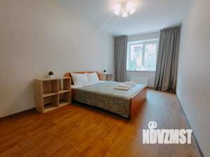 2-к квартира, посуточно, 65м2, 1/9 этаж