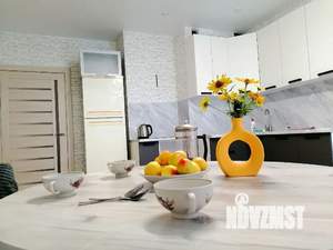 1-к квартира, посуточно, 51м2, 10/25 этаж