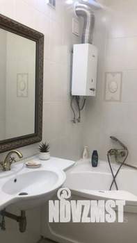 1-к квартира, посуточно, 54м2, 2/7 этаж