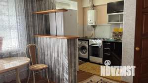Студия квартира, посуточно, 30м2, 1/5 этаж