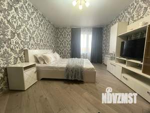 1-к квартира, посуточно, 35м2, 9/16 этаж