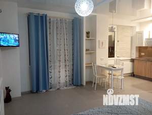 Студия квартира, посуточно, 31м2, 15/18 этаж