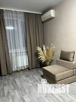 Студия квартира, посуточно, 30м2, 3/3 этаж