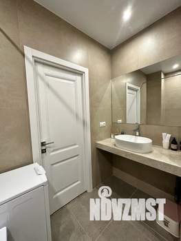 Студия квартира, посуточно, 55м2, 15/17 этаж