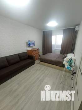 1-к квартира, посуточно, 43м2, 4/19 этаж