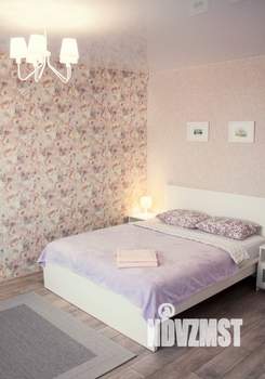 Студия квартира, посуточно, 40м2, 15/18 этаж