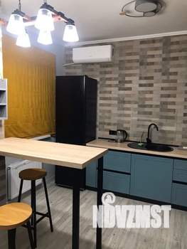 Студия квартира, посуточно, 40м2, 4/7 этаж