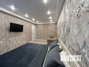 Студия квартира, посуточно, 40м2, 2/6 этаж