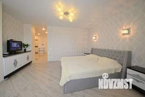 1-к квартира, посуточно, 53м2, 1/1 этаж