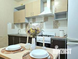 1-к квартира, посуточно, 43м2, 8/10 этаж