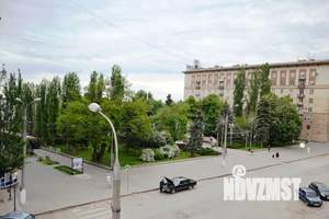 1-к квартира, посуточно, 43м2, 3/7 этаж