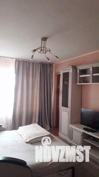 1-к квартира, посуточно, 56м2, 1/1 этаж