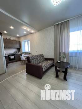 Студия квартира, посуточно, 37м2, 5/5 этаж