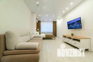 1-к квартира, посуточно, 35м2, 2/10 этаж