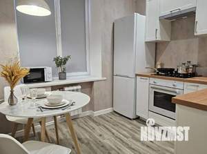 1-к квартира, посуточно, 56м2, 1/1 этаж