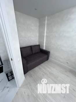 1-к квартира, посуточно, 38м2, 18/20 этаж