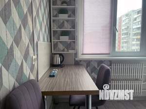 1-к квартира, посуточно, 27м2, 4/9 этаж