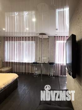 Студия квартира, посуточно, 32м2, 2/5 этаж