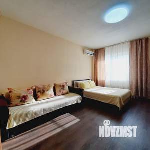 1-к квартира, посуточно, 40м2, 11/16 этаж