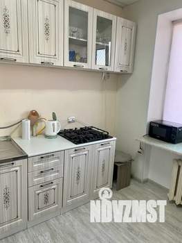 1-к квартира, посуточно, 40м2, 5/5 этаж