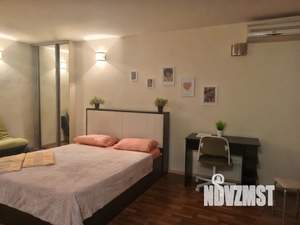 Студия квартира, посуточно, 41м2, 3/5 этаж
